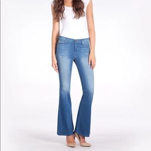 Second Yoga Jeans size 31 flare